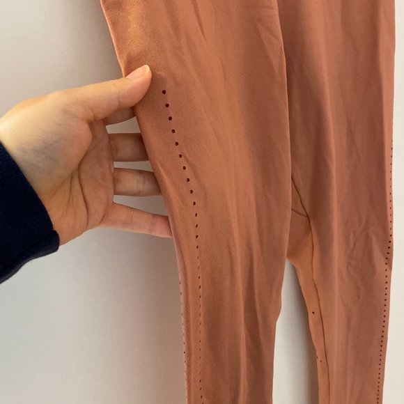 Gymshark Laser Cut Tights - Picture 6 of 9